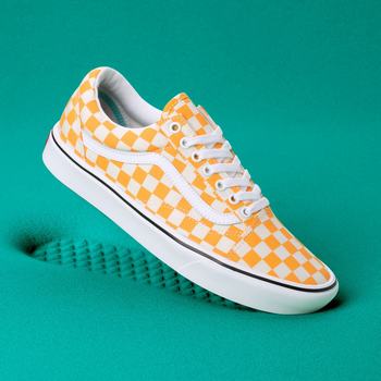 Férfi Vans Checker Comfycush Old Skool Tornacipő VA3291804 Zinna